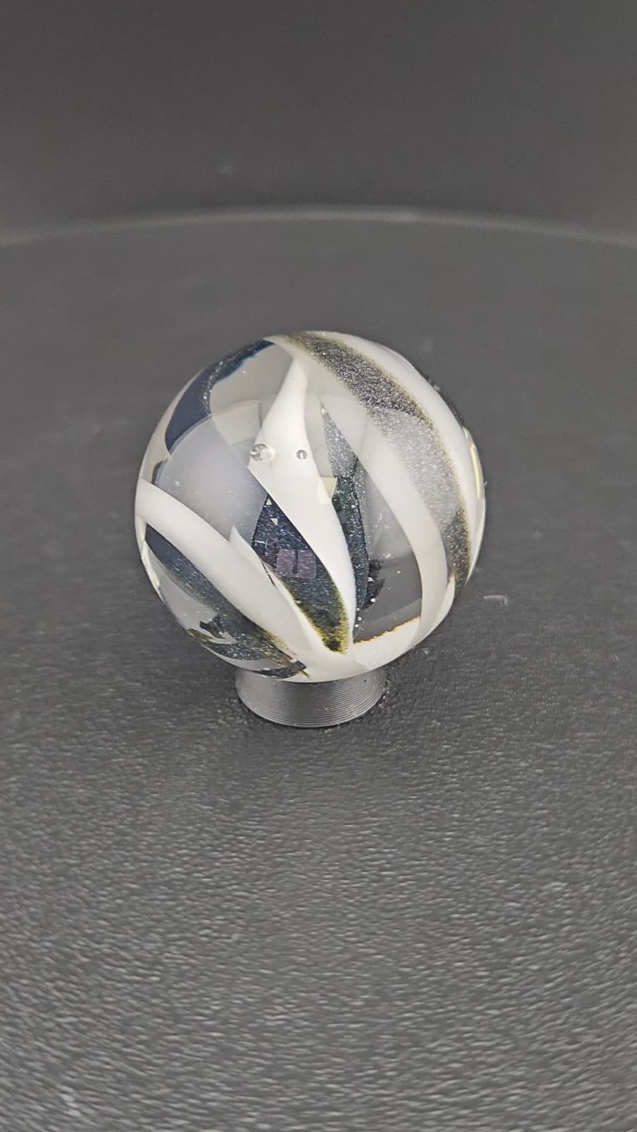Handmade Glass Art Marble, Contemporary Swirl Design K4 (1.2") - photo 1